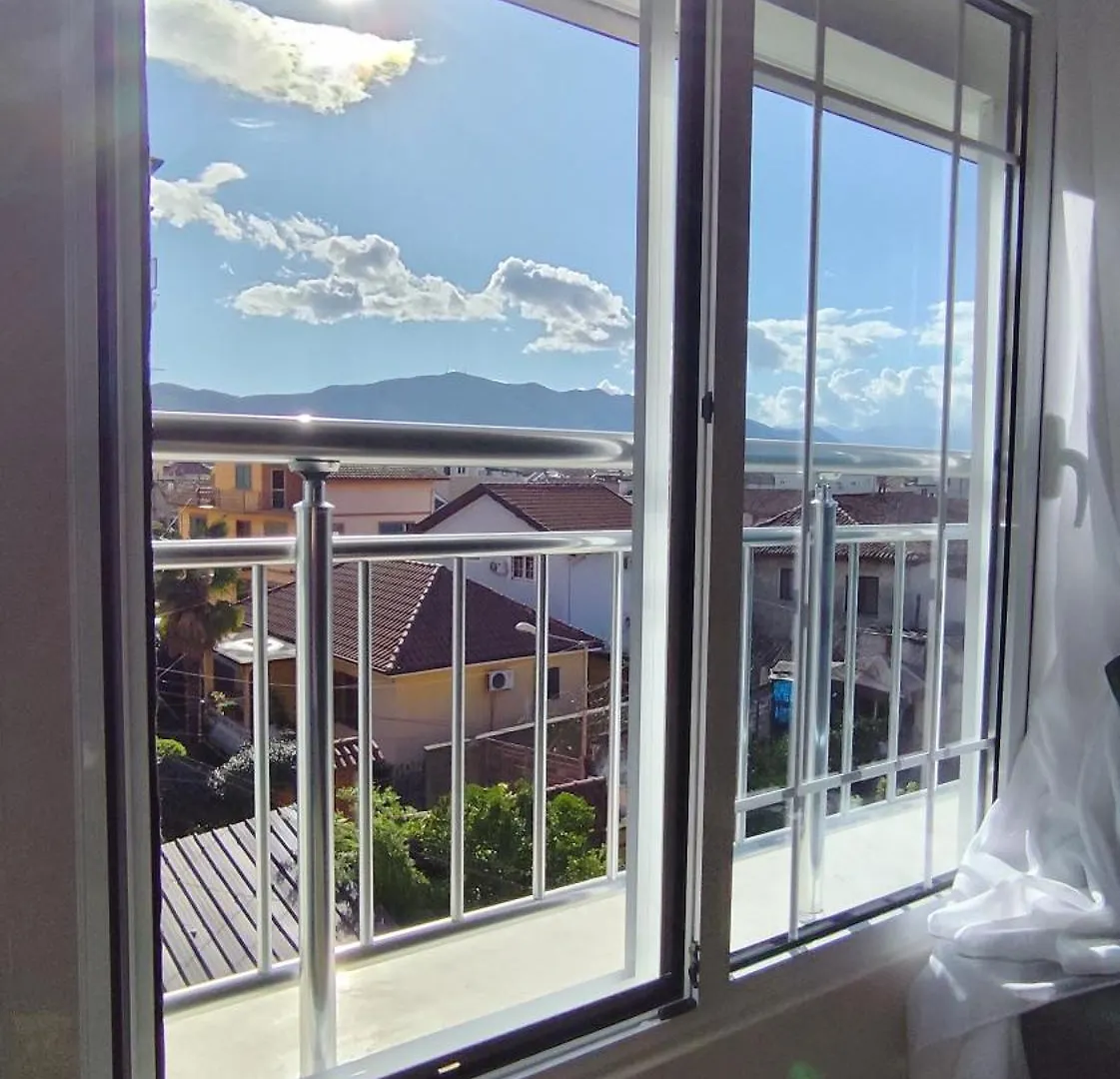 Apartment Vila Kazazi Σκόδρα